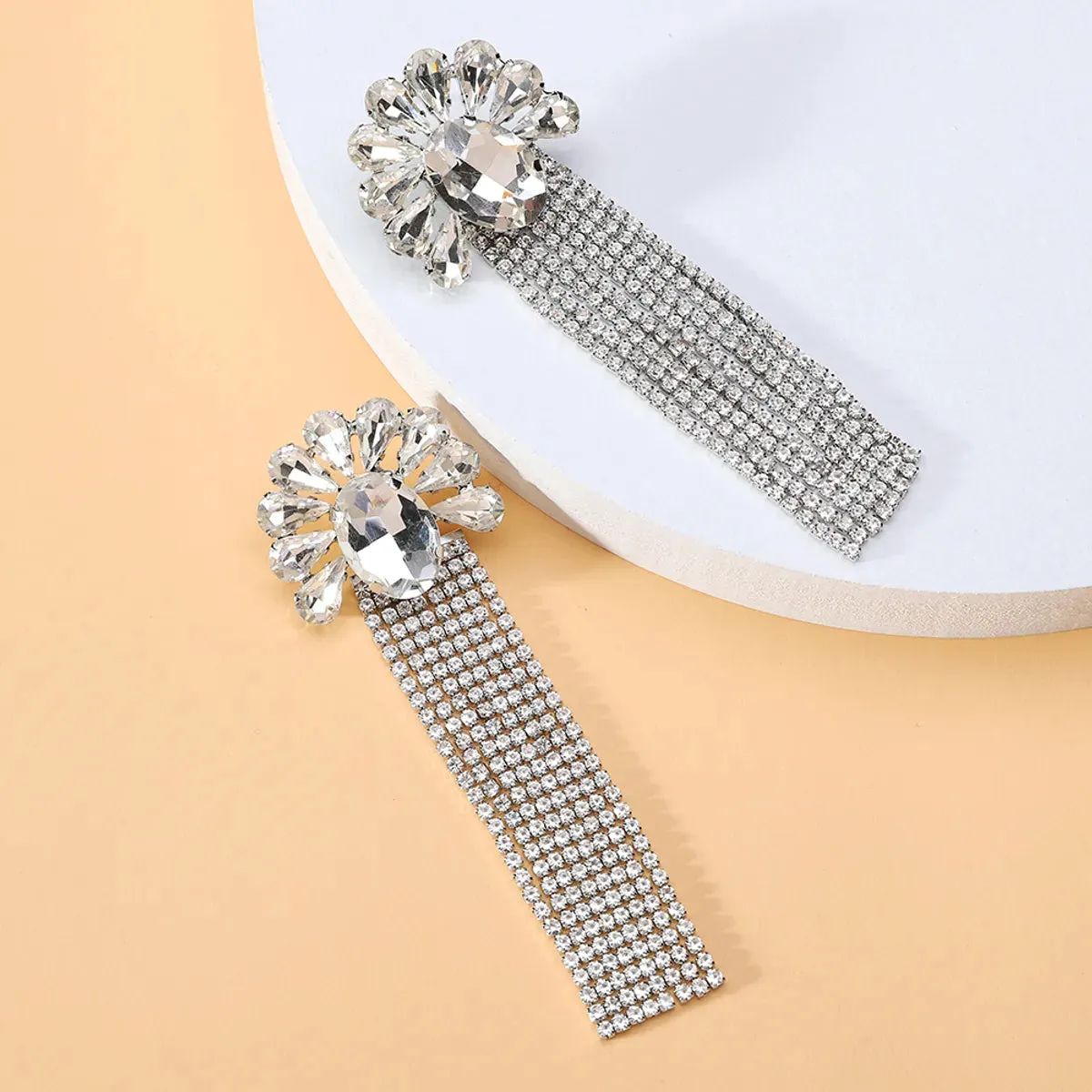 1 Pair Elegant Flower Inlay Copper Alloy Zircon Dangling Earrings