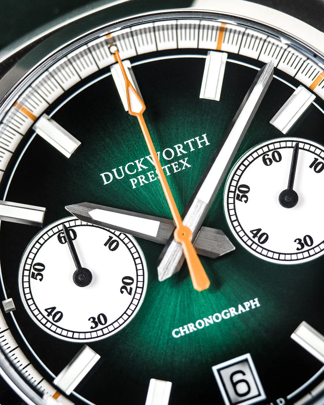 DP Watch Chronograph 42 Green Sunburst Olive Green Leather