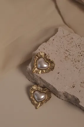 Heart To Heart Pearl Earrings - Gold