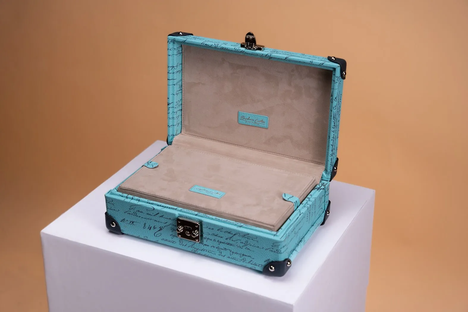 Maya Watch Case - Togo Parchment Tiffany Blue