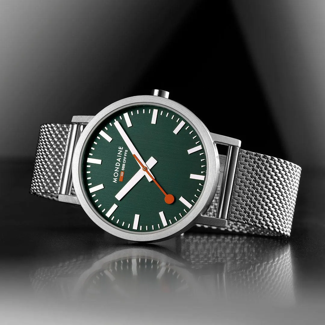 MONDAINE CLASSIC FOREST GREEN LARGE SILVER-CASE WATCH A660.30360.60SBJ  40MM