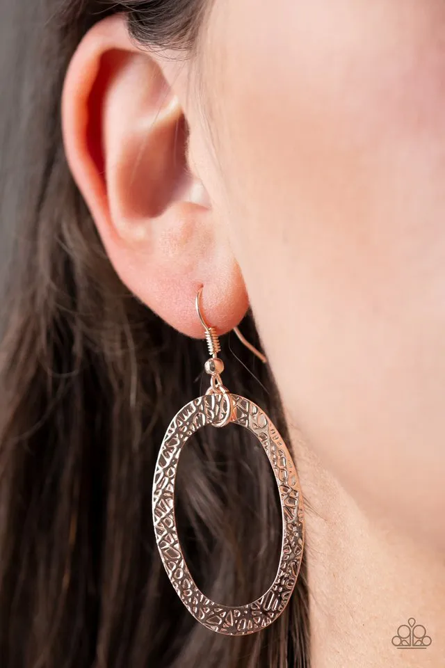 Paparazzi Necklace ~ Glimmer Goals - Rose Gold