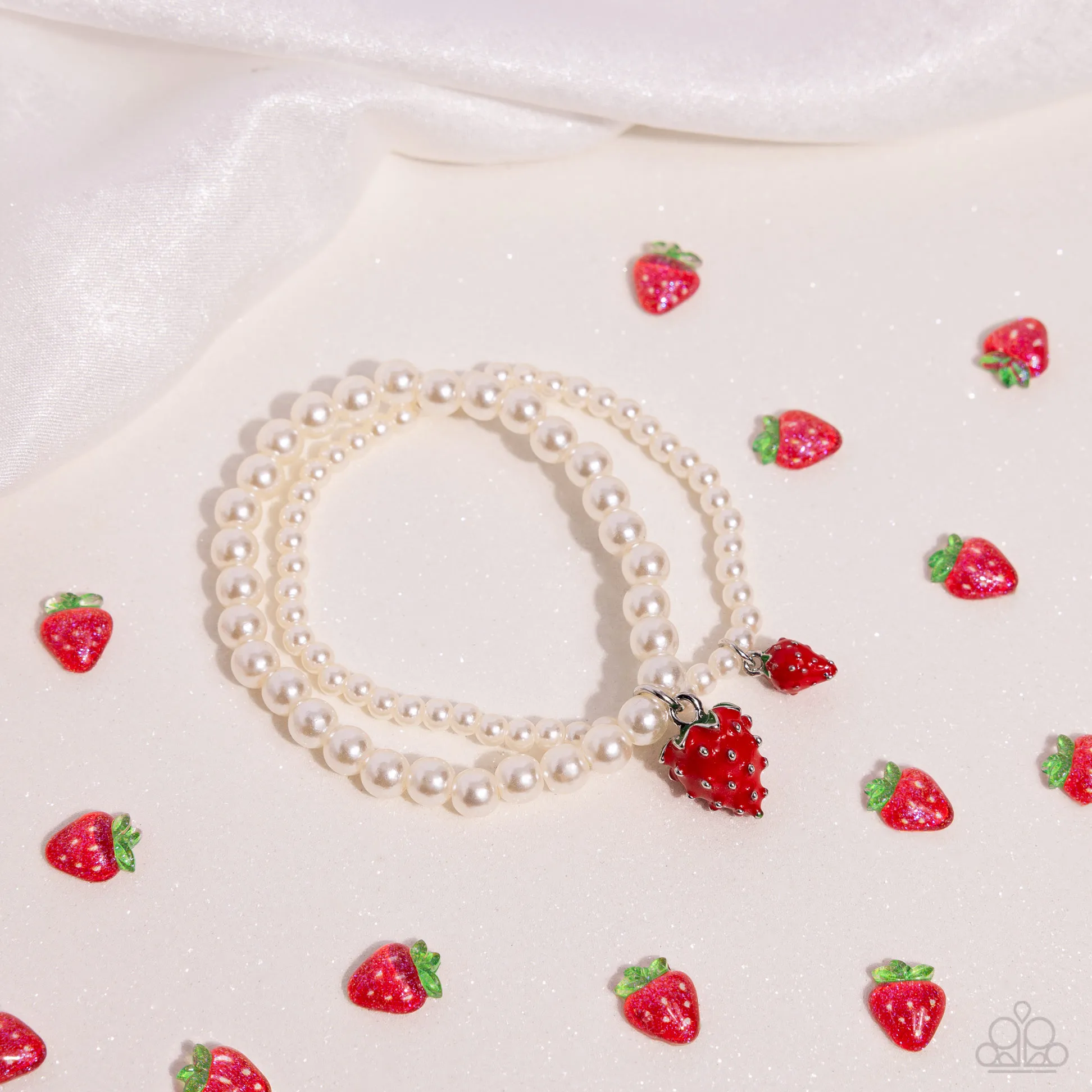 Paparazzi Strawberry Season - Red Bracelet P9SE-RDXX-298XX