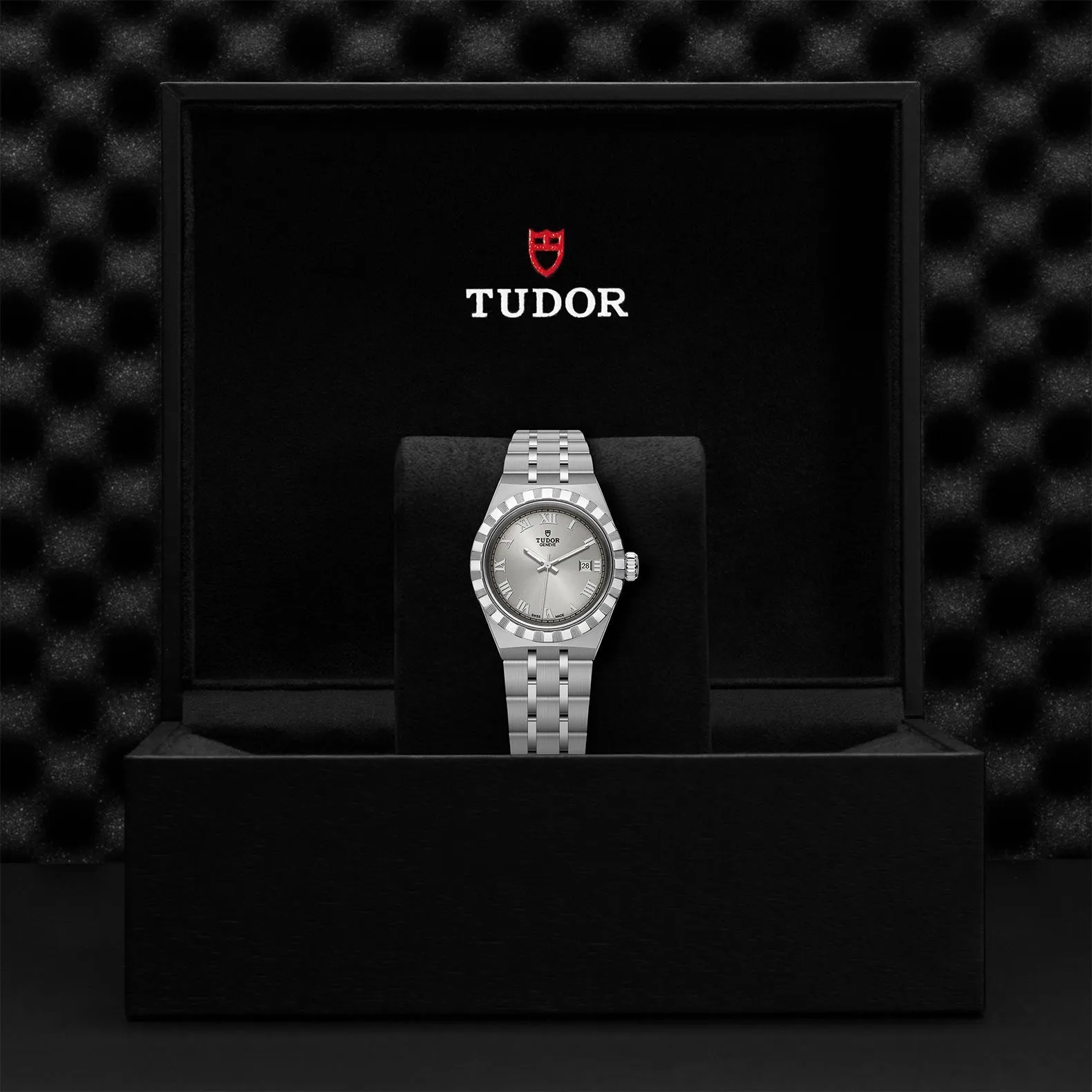 TUDOR Royal