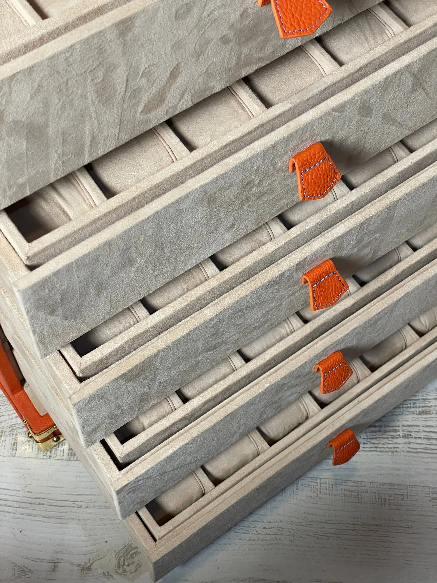Watch Cabinet - Togo Orange for 94 Watches